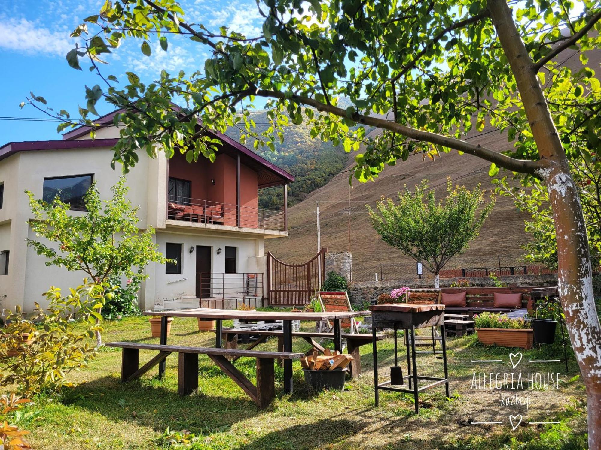 ---Allegria House--- Kazbegi Esterno foto